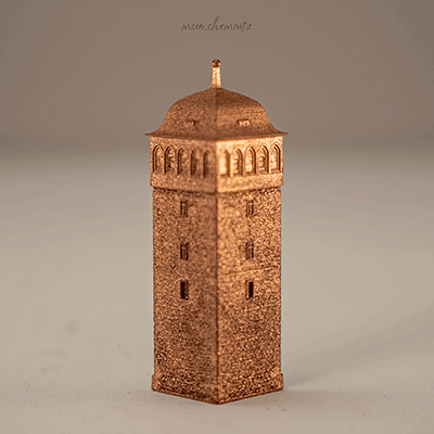 3D Magnet des Roten Turms in Chemnitz – detailreiche Miniatur des historischen Wahrzeichens auf hellem Hintergrund.