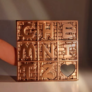 3D Magnet Chemnitz, ein optisch gelungener Button für Geschenke, Giveaways zur Kulturhauptstadt Chemnitz 2025