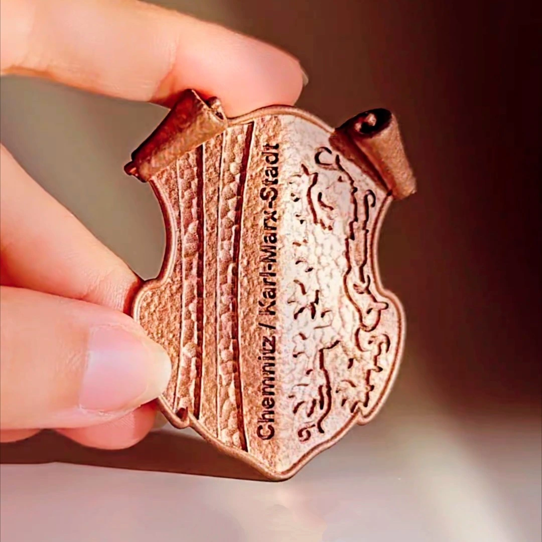 Kühlschrankmagnet mit dem Chemnitzer Stadtwappen – Souvenir aus Chemnitz